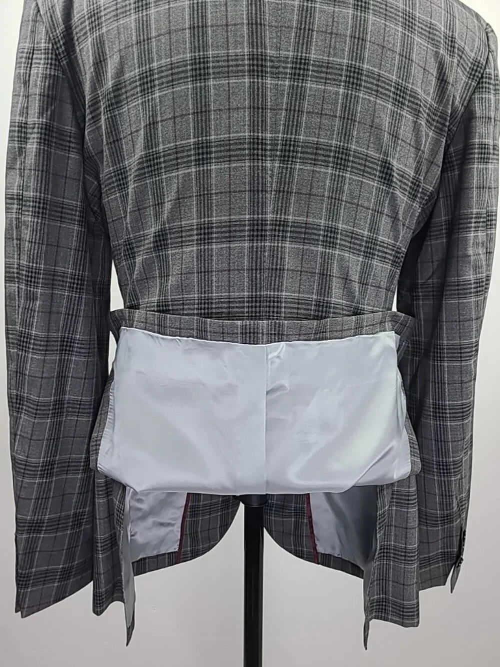 D. Jones Clothiers 40S Wool Linen Blend 2 Button Sport Coat Blazer